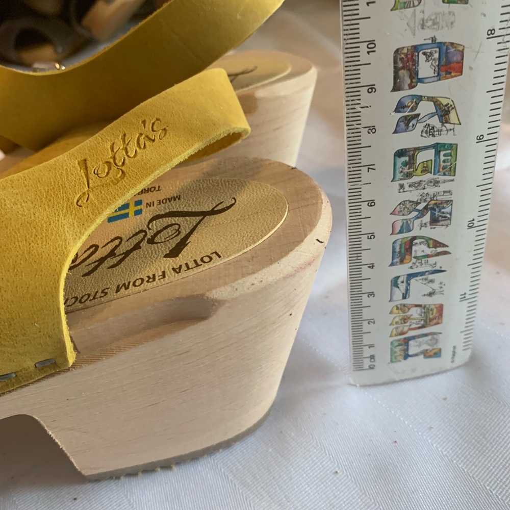 Leather yellow clogs - Picture 6 of 7